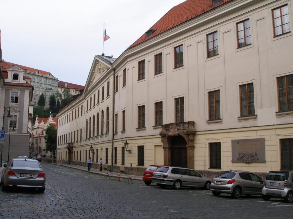 Praha Poslanecka snemovna Parlamentu Ceske republiky scaled